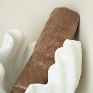 Milka (2 of 106)+-Edit Mikropluošto rankšluosčių komplektas rudas