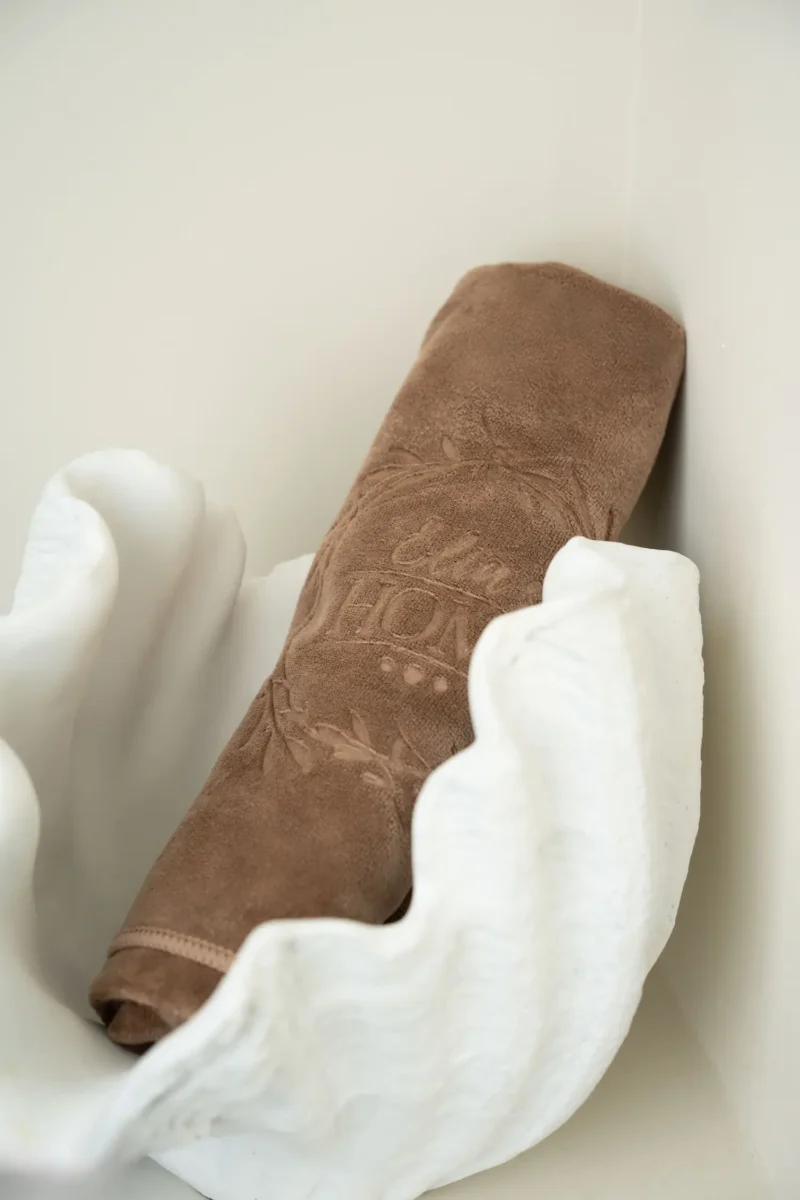 Milka (2 of 106)+-Edit Mikropluošto rankšluosčių komplektas rudas