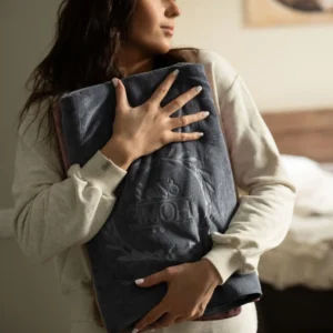 Milka (62 of 106)+ Kūno rankšluostis juodas