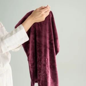 Milka (88 of 106)+ Mikropluošto rankšluostis plaukams bordinis